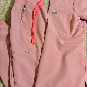 Figs Pink Jogger Set